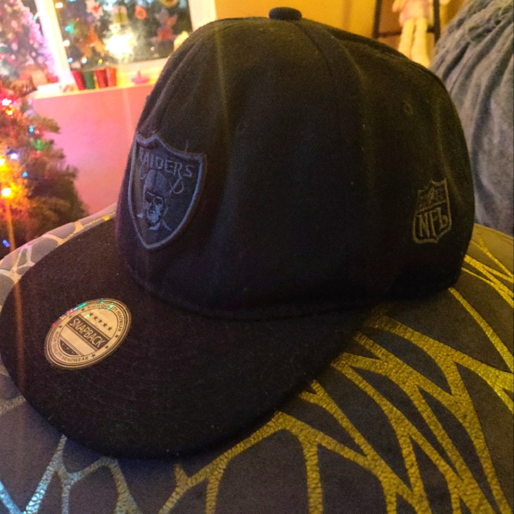 NFL Raiders Snapback Men's Hat